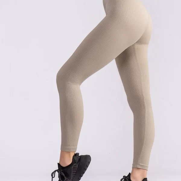 S438 | Terni Μπεζ S438