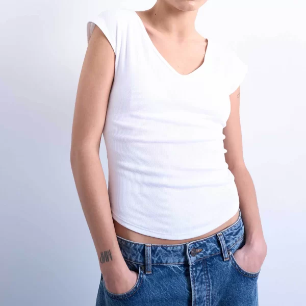 Topshop γυναικείο T-shirt μονόχρωμο με V λαιμόκοψη 