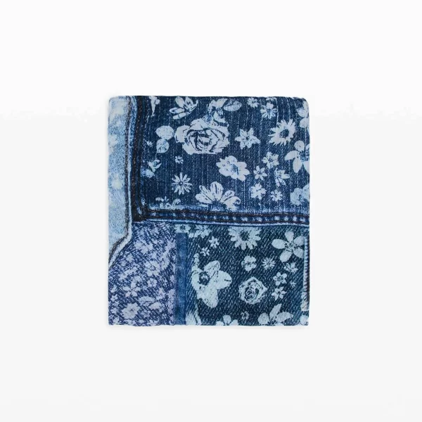 Desigual γυναικείο φουλάρι με εφέ denim και floral print 