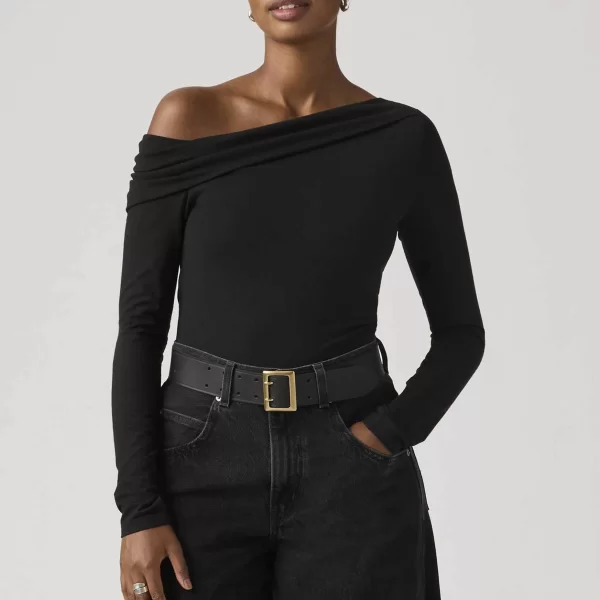 Levi's® γυναικεία μπλούζα off shoulder Slim Fit 