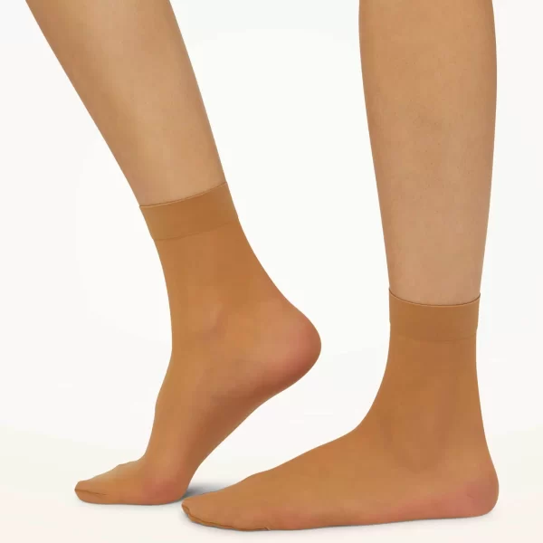 Wolford γυναικείες κάλτσες με ματ υφή - 41260 Μπεζ