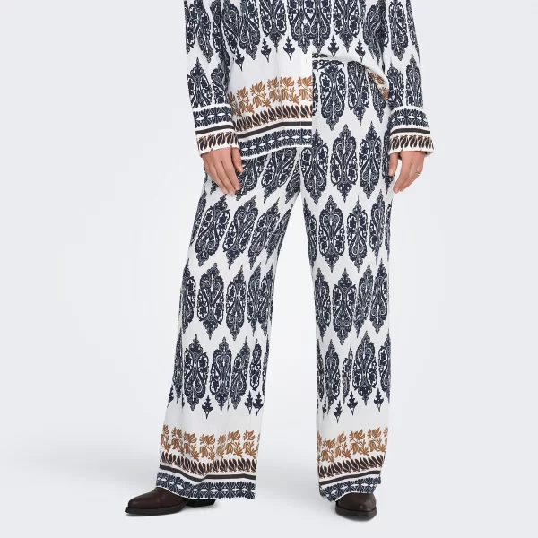 Παντελόνι Carhavana σε ίσια γραμμή