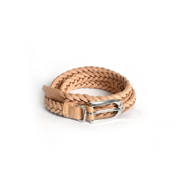 Πλεκτή δερμάτινη ζώνη με μεταλλική αγκράφα