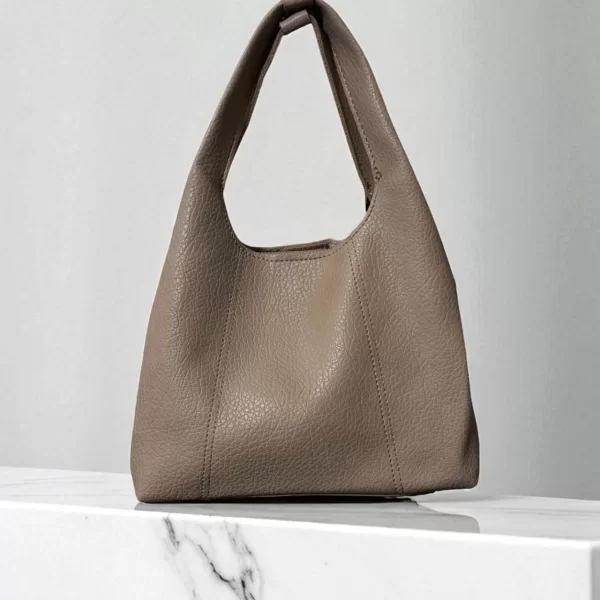 DREAM RIVER ΓΥΝΑΙΚΕΙΑ ΤΣΑΝΤΑ ΧΕΙΡΟΣ ΜΠΕΖ ΜΕ ΔΥΟ ΕΞΩΤΕΡΙΚΕΣ ΘΗΚΕΣ ΚΑΙ ΑΠΟΣΠΩΜΕΝΟ ΛΟΥΡΑΚΙ