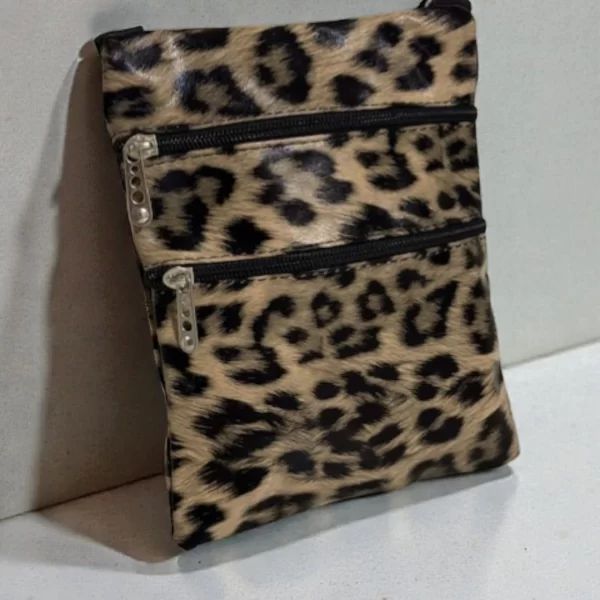 HONESTY ΓΥΝΑΙΚΕΙΑ ΤΣΑΝΤΑ ΧΙΑΣΤΙ ΛΕΟΠΑΡ ΚΑΦΕ