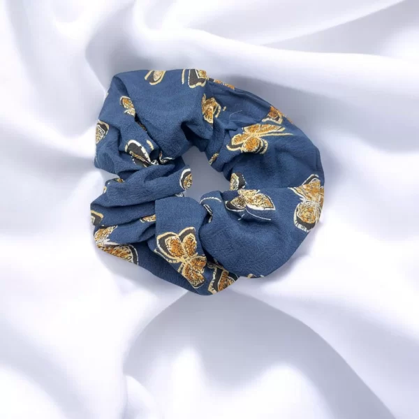 OEM ΛΑΣΤΙΧΑΚΙ ΜΑΛΛΙΩΝ SCRUNCHIE ΜΠΛΕ ΜΕ ΣΧΕΔΙΑ ΠΕΤΑΛΟΥΔΑΣ
