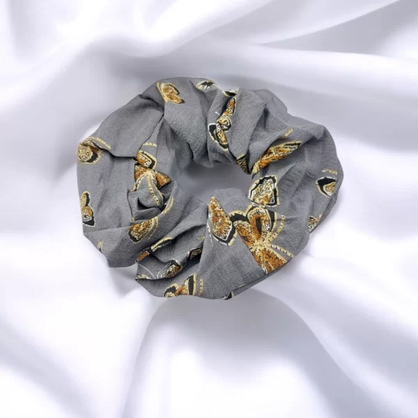 OEM ΛΑΣΤΙΧΑΚΙ ΜΑΛΛΙΩΝ SCRUNCHIE ΓΚΡΙ ΜΕ ΣΧΕΔΙΑ ΠΕΤΑΛΟΥΔΑΣ