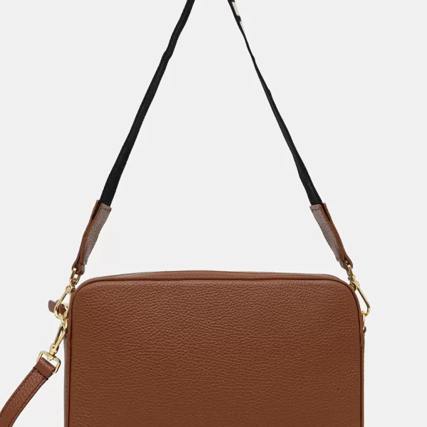 Coccinelle Δερμάτινη τσάντα Coccinelle TEBE