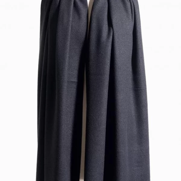 Anna Raxevsky ΜΑΥΡΟ ΚΑΣΚΟΛ ΜΕ ΚΡΟΣΣΙΑ ΣΤΙΣ ΑΚΡΕΣ