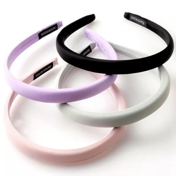 Anna Raxevsky ΤΕΣΣΕΡΙΣ ΛΕΠΤΕΣ ΥΦΑΣΜΑΤΙΝΕΣ ΣΤΕΚΕΣ