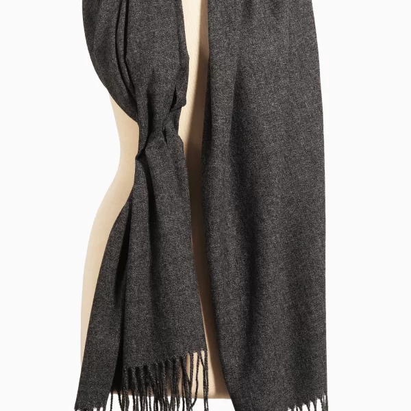 Anna Raxevsky ΓΚΡΙ ΕΣΑΡΠΑ ΜΕ ΚΡΟΣΙΑ