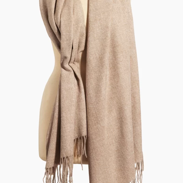 Anna Raxevsky ΜΠΕΖ ΕΣΑΡΠΑ ΜΕ ΚΡΟΣΙΑ