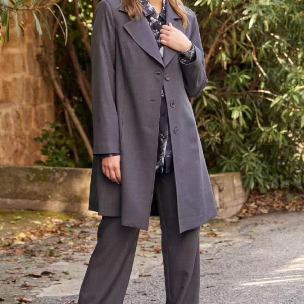 Anna Raxevsky ΓΚΡΙ ΜΑΝΤΟ ΜΕ ΓΙΑΚΑ ΚΑΙ ΠΕΤΟ