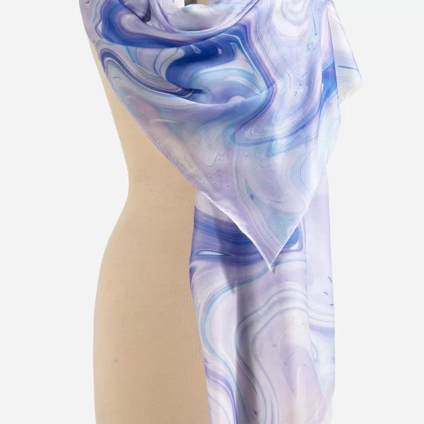 Anna Raxevsky ΜΩΒ ΚΑΙ ΜΠΛΕ ΕΣΑΡΠΑ