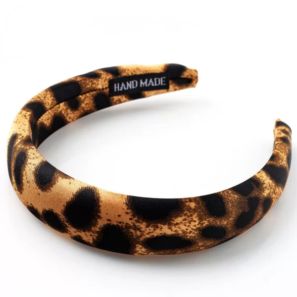 Anna Raxevsky ΛΕΟΠΑΡ ΣΤΕΚΑ ΜΕ ΜΕΓΑΛΕΣ ΒΟΥΛΕΣ