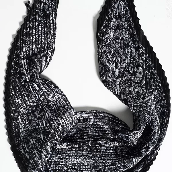 Anna Raxevsky ΜΑΥΡΟ ΛΕΟΠΑΡ ΜΑΝΤΗΛΙ ΛΑΙΜΟΥ ΜΕ ΜΕΤΑΞΩΤΗ ΥΦΗ ΚΑΙ ΥΦΟΣ ΠΛΙΣΕ