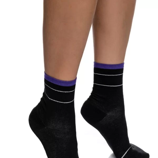 INIZIO ΓΥΝΑΙΚΕΙΑ ΒΑΜΒΑΚΕΡΗ ΚΑΛΤΣΑ ΜΕ ΣΧΕΔΙΟ ΛΕΠΤΗ ΡΙΓΑ LUREX 3132-3 ΜΑΥΡΟ