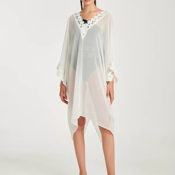 Cutcuutur Kaftan In White