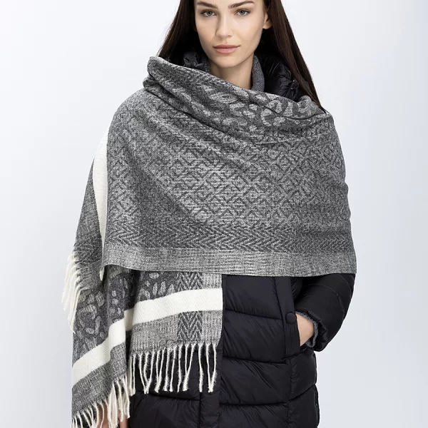 Donna Vita Γυναικείο Κασκόλ Με Κρόσσια Και Ροζ Μοτίβο