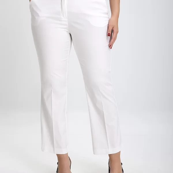 PLUS SIZE - Παντελόνι Cropped σε Ιβουάρ