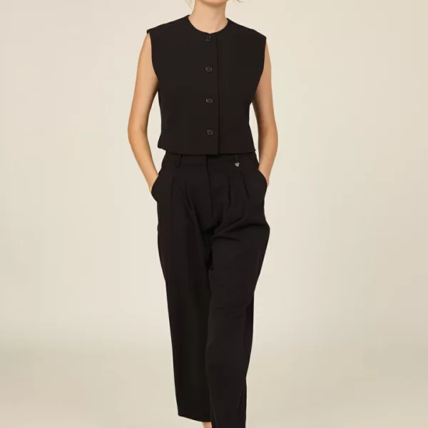 Γιλέκο με κουμπιά