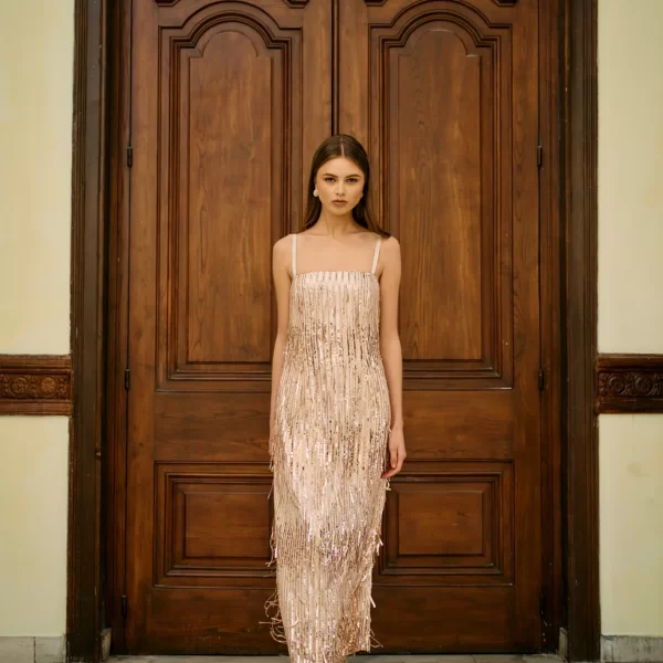 DESIREE Φόρεμα με παγιέτες και κρόσια